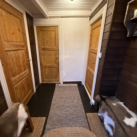 Feriehus Unique 200-year Old Tiny House In Old Town