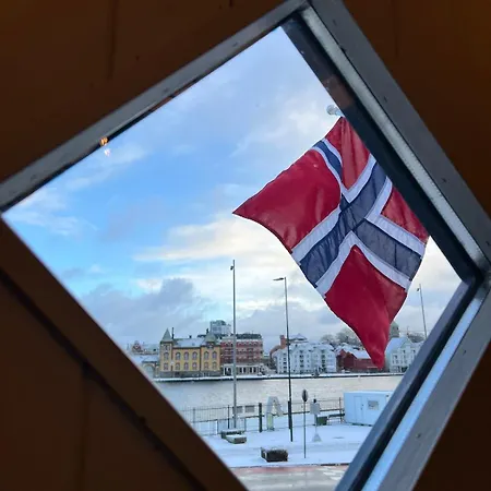 Unique 200-year Old Tiny House In Old Town