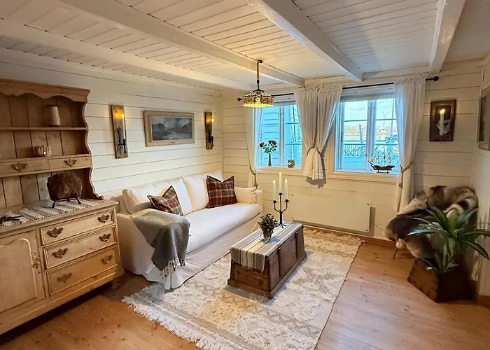 Unique 200-year Old Tiny House In Old Town * סטוונגר